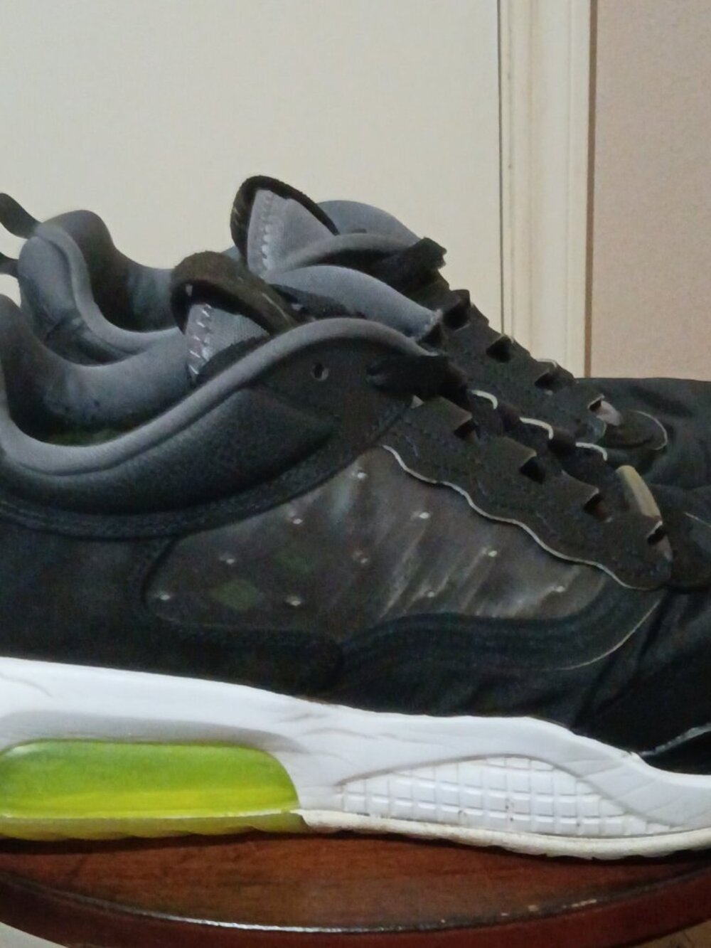 Nike Air Jordan Max 200 Mens Black Volt White Shoes Sneakers CD6105-007  Sz 11.5 - Picture 4 of 14